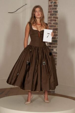 7/32 | Julie de Libran Fall 2024 Haute Couture | Courtesy of Julie de Libran Julie de Libran Fall 2024 Haute Couture | Courtesy of Julie de Libran