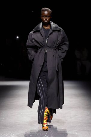 6/38 | Bluemarble Spring 2025 Menswear | Photo: NOWFASHION.com Bluemarble Spring 2025 Menswear | Photo: NOWFASHION.com