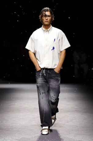 8/38 | Bluemarble Spring 2025 Menswear | Photo: NOWFASHION.com Bluemarble Spring 2025 Menswear | Photo: NOWFASHION.com