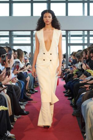 7/30 | Burc Akyol Spring 2025 Menswear | Courtesy of Burc Akyol Burc Akyol Spring 2025 Menswear | Courtesy of Burc Akyol