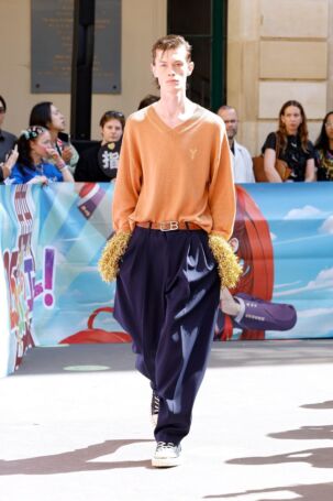 7/39 | Doublet Spring 2025 Menswear | Photo: NOWFASHION.com Doublet Spring 2025 Menswear | Photo: NOWFASHION.com