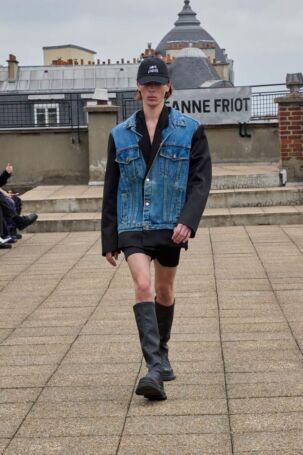 7/31 | Jeanne Friot Spring 2025 Menswear | Courtesy of Jeanne Friot Jeanne Friot Spring 2025 Menswear | Courtesy of Jeanne Friot