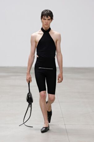 1/59 | JordanLuca Spring 2025 Menswear | Photo: NOWFASHION.com JordanLuca Spring 2025 Menswear | Photo: NOWFASHION.com