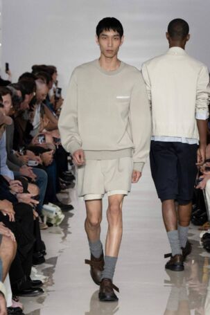 7/39 | Neil Barrett Spring 2025 Menswear | Courtesy of Neil Barrett Neil Barrett Spring 2025 Menswear | Courtesy of Neil Barrett