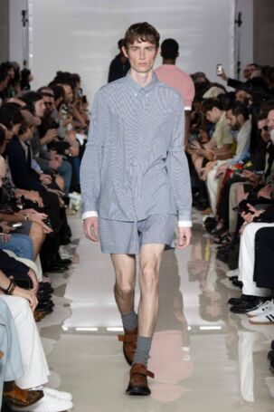 12/39 | Neil Barrett Spring 2025 Menswear | Courtesy of Neil Barrett Neil Barrett Spring 2025 Menswear | Courtesy of Neil Barrett