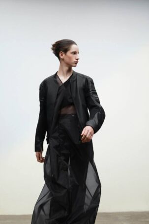 3/16 | Florian Wowretzko Spring 2025 Menswear | Courtesy of Florian Wowretzko Florian Wowretzko Spring 2025 Menswear | Courtesy of Florian Wowretzko