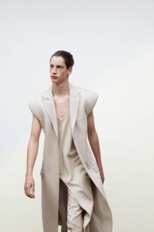 11/16 | Florian Wowretzko Spring 2025 Menswear | Courtesy of Florian Wowretzko Florian Wowretzko Spring 2025 Menswear | Courtesy of Florian Wowretzko