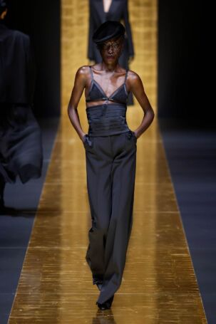 5/65 | Dolce&Gabbana Fall 2024 | Photo: NOWFASHION.com Dolce&Gabbana Fall 2024 | Photo: NOWFASHION.com