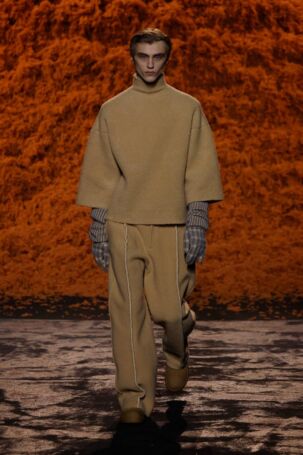 1/57 | Zegna Fall 2024 Menswear | Photo: NOWFASHION.com Zegna Fall 2024 Menswear | Photo: NOWFASHION.com