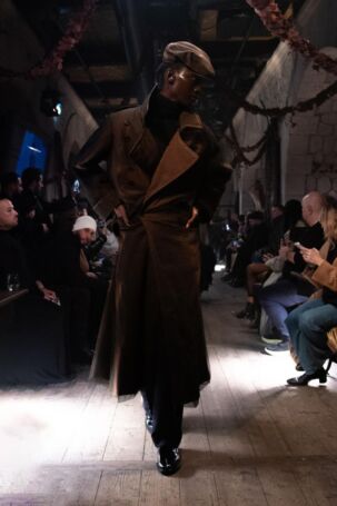 10/44 | Maison Margiela Spring 2024 Haute Couture | Photo: NOWFASHION.com Maison Margiela Spring 2024 Haute Couture | Photo: NOWFASHION.com