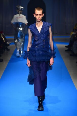 5/30 | VIVIANO Spring 2024 | Photo Credit: JFWO Japan Fashion Week Organization VIVIANO Spring 2024 | Photo Credit: JFWO Japan Fashion Week Organization