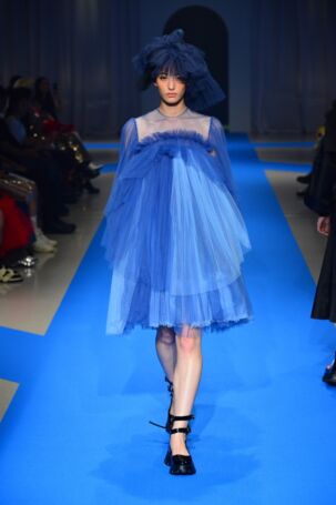 9/30 | VIVIANO Spring 2024 | Photo Credit: JFWO Japan Fashion Week Organization VIVIANO Spring 2024 | Photo Credit: JFWO Japan Fashion Week Organization