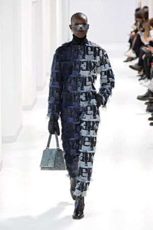 10/44 | Ferrari Fall 2023 | Photo: NOWFASHION.com Ferrari Fall 2023 | Photo: NOWFASHION.com