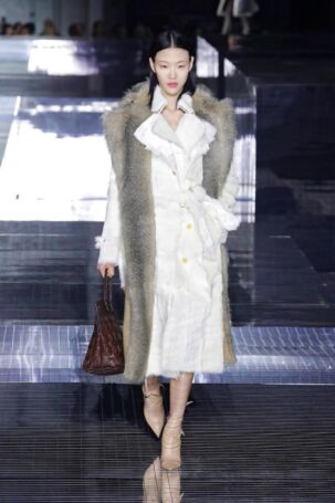 5/109 | Burberry Fall 2020 | Photo: NOWFASHION.com Burberry Fall 2020 | Photo: NOWFASHION.com