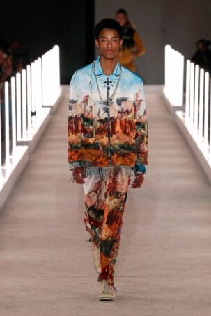 6/48 | Palm Angels Fall 2020 | Photo: NOWFASHION.com Palm Angels Fall 2020 | Photo: NOWFASHION.com