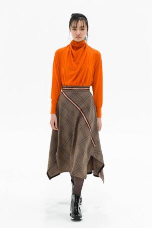 10/40 | support surface Fall 2020 | Courtesy of Japan Fashion Week Organization support surface Fall 2020 | Courtesy of Japan Fashion Week Organization