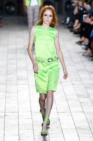 11/47 | Versus Spring 2018 | Photo: NOWFASHION.com Versus Spring 2018 | Photo: NOWFASHION.com