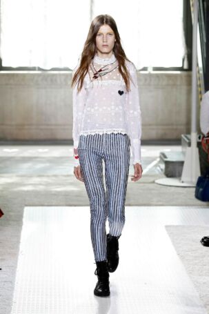 2/45 | Giamba Spring 2016 | Photo: NOWFASHION.com Giamba Spring 2016 | Photo: NOWFASHION.com