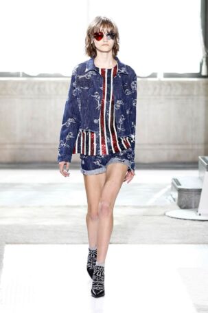 8/45 | Giamba Spring 2016 | Photo: NOWFASHION.com Giamba Spring 2016 | Photo: NOWFASHION.com