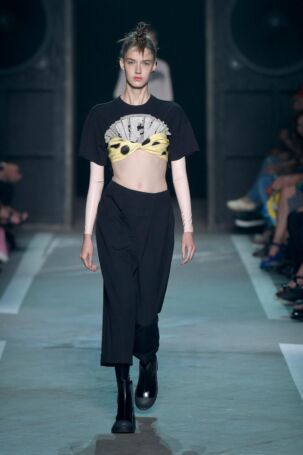 5/37 | Marc by Marc Jacobs Spring 2015 | Photo: NOWFASHION.com Marc by Marc Jacobs Spring 2015 | Photo: NOWFASHION.com