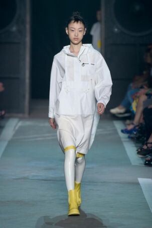 12/37 | Marc by Marc Jacobs Spring 2015 | Photo: NOWFASHION.com Marc by Marc Jacobs Spring 2015 | Photo: NOWFASHION.com