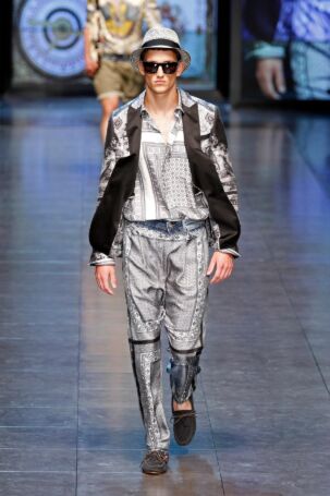 1/46 | D&G Spring 2012 Menswear | Photo: NOWFASHION.com D&G Spring 2012 Menswear | Photo: NOWFASHION.com