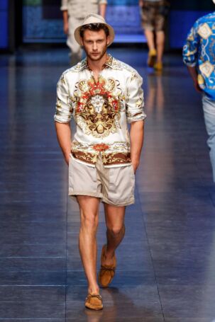 8/46 | D&G Spring 2012 Menswear | Photo: NOWFASHION.com D&G Spring 2012 Menswear | Photo: NOWFASHION.com
