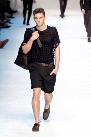 6/83 | Dolce&Gabbana Spring 2012 Menswear | Photo: NOWFASHION.com Dolce&Gabbana Spring 2012 Menswear | Photo: NOWFASHION.com