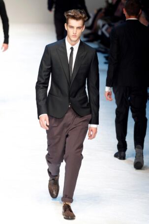 7/83 | Dolce&Gabbana Spring 2012 Menswear | Photo: NOWFASHION.com Dolce&Gabbana Spring 2012 Menswear | Photo: NOWFASHION.com