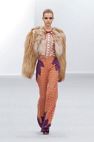 1/40 | Just Cavalli Fall 2011 | Photo: NOWFASHION.com Just Cavalli Fall 2011 | Photo: NOWFASHION.com