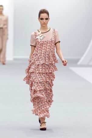 2/40 | Just Cavalli Fall 2011 | Photo: NOWFASHION.com Just Cavalli Fall 2011 | Photo: NOWFASHION.com