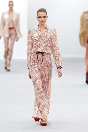 3/40 | Just Cavalli Fall 2011 | Photo: NOWFASHION.com Just Cavalli Fall 2011 | Photo: NOWFASHION.com