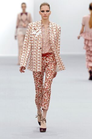 4/40 | Just Cavalli Fall 2011 | Photo: NOWFASHION.com Just Cavalli Fall 2011 | Photo: NOWFASHION.com