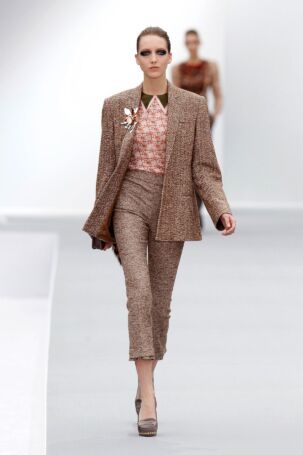 9/40 | Just Cavalli Fall 2011 | Photo: NOWFASHION.com Just Cavalli Fall 2011 | Photo: NOWFASHION.com