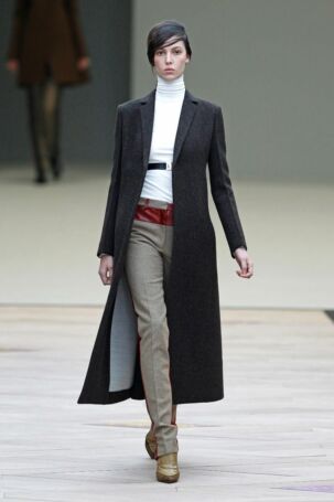 1/35 | Céline Fall 2011 | Photo: NOWFASHION.com Céline Fall 2011 | Photo: NOWFASHION.com