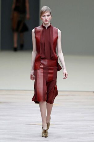 10/35 | Céline Fall 2011 | Photo: NOWFASHION.com Céline Fall 2011 | Photo: NOWFASHION.com