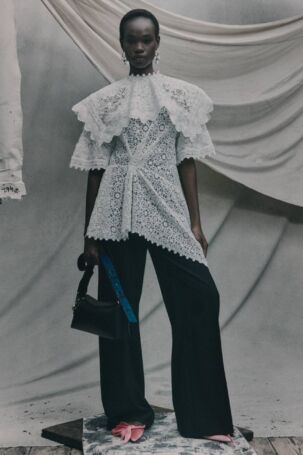 Erdem Resort 2026 | Photo: Daniel Archer | Courtesy of Erdem Erdem Resort 2026 | Photo: Daniel Archer | Courtesy of Erdem