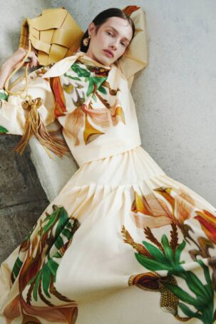 Ulla Johnson Resort 2026 | Photography by Julia Noni | Courtesy of Ulla Johnson Ulla Johnson Resort 2026 | Photography by Julia Noni | Courtesy of Ulla Johnson