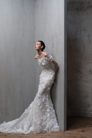 1/19 | Elie Saab Fall 2026 Bridal | Courtesy of Elie Saab Elie Saab Fall 2026 Bridal | Courtesy of Elie Saab