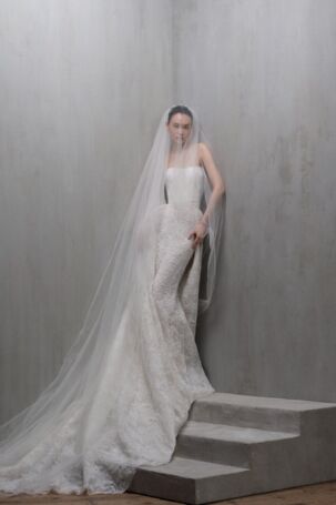 2/19 | Elie Saab Fall 2026 Bridal | Courtesy of Elie Saab Elie Saab Fall 2026 Bridal | Courtesy of Elie Saab