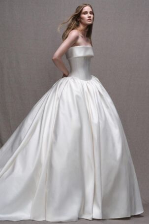 9/19 | Elie Saab Fall 2026 Bridal | Courtesy of Elie Saab Elie Saab Fall 2026 Bridal | Courtesy of Elie Saab