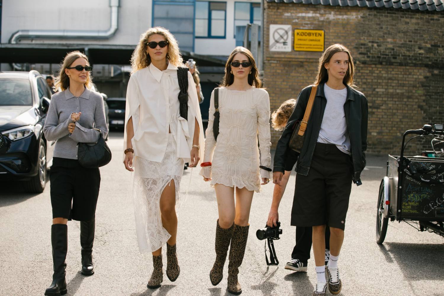 Graphic Impact - Copenhagen Spring 2025 Street Style Trends - Print