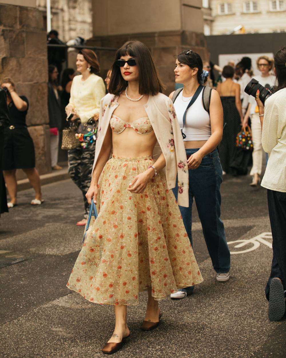 Graphic Impact - Copenhagen Spring 2025 Street Style Trends - Print