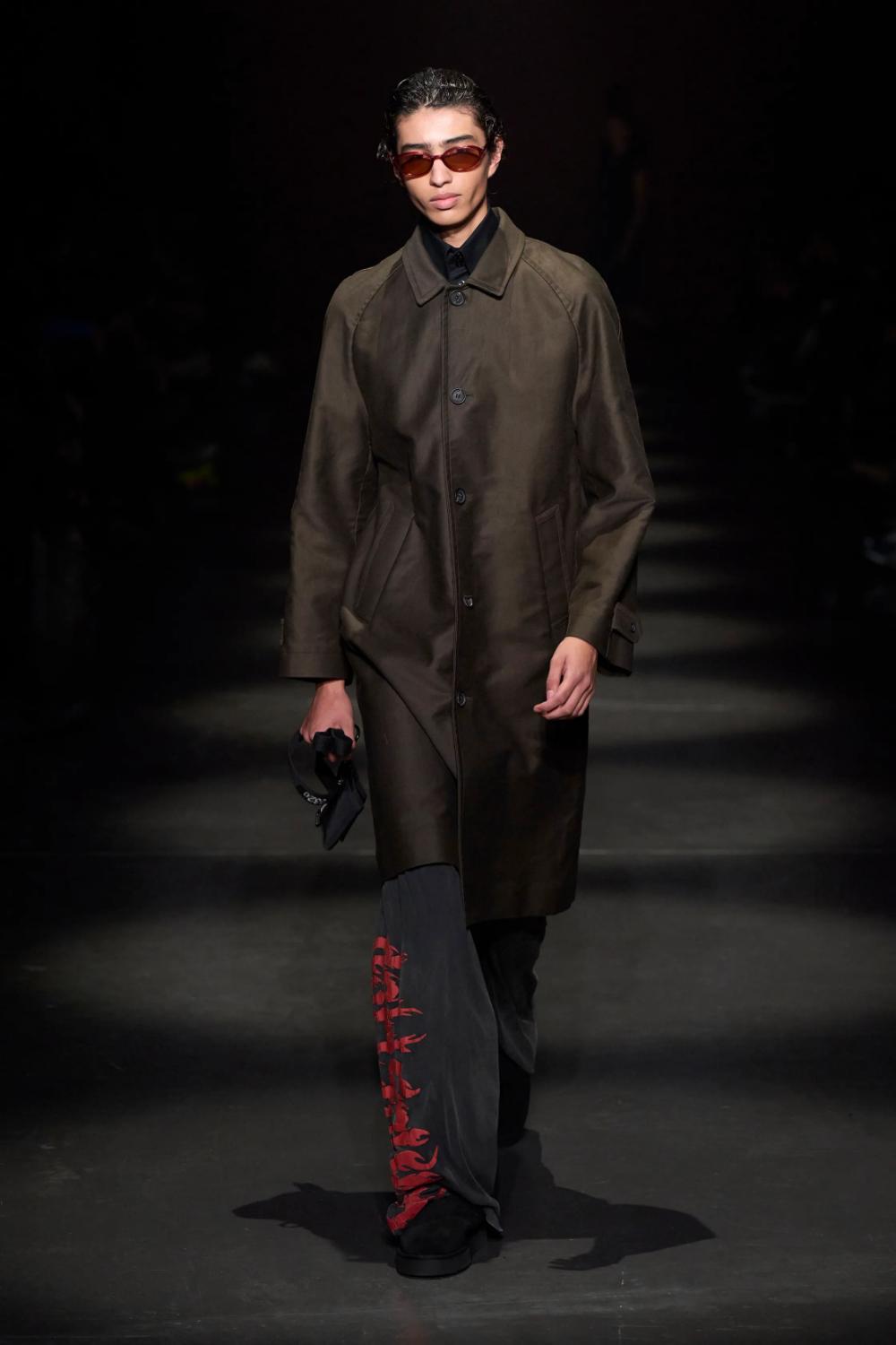 Fall 2025 Menswear Trend Forecast - Handbags - 032c Spring 2025 Menswear