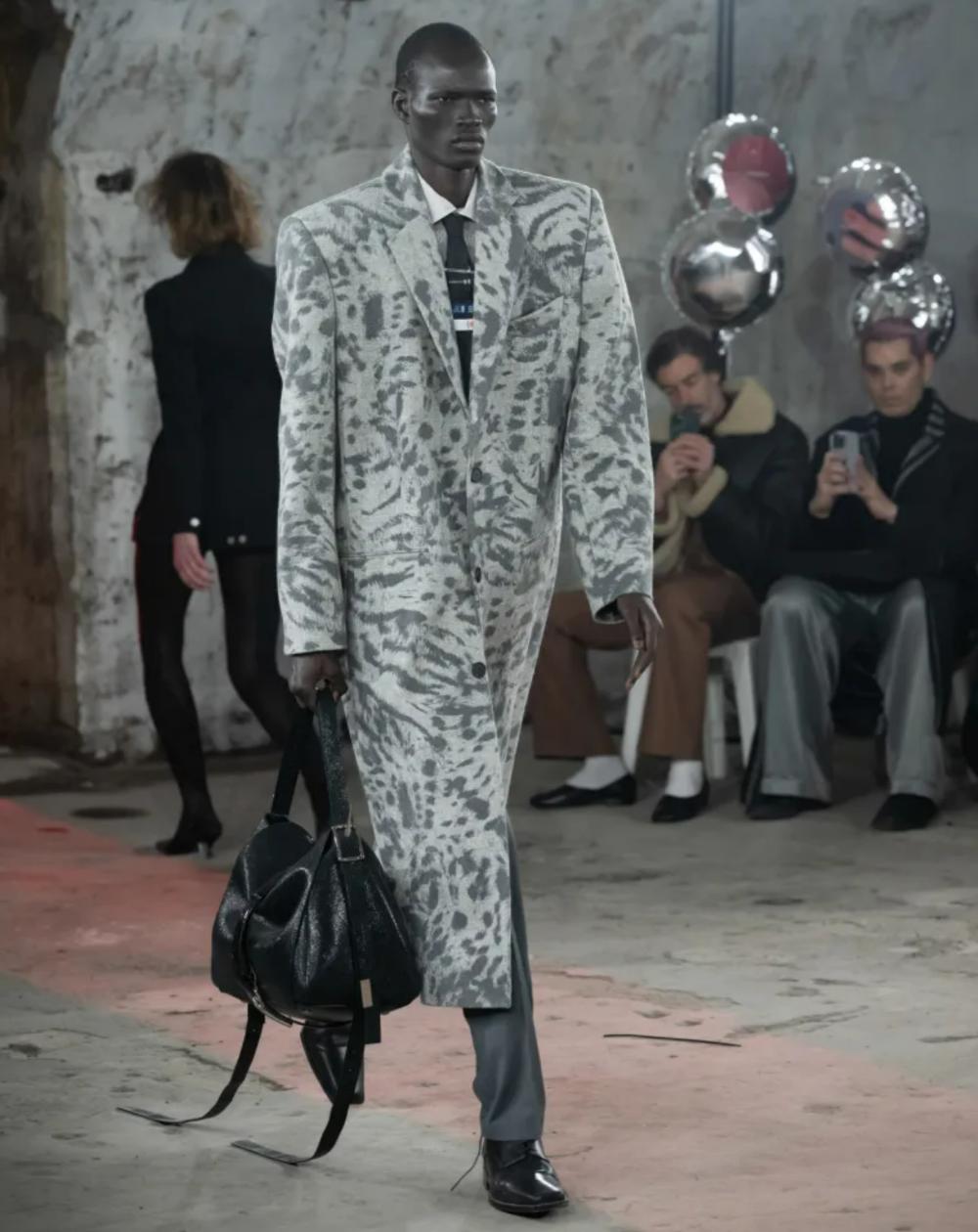 Fall 2025 Menswear Trend Forecast - Handbags - JordanLuca Fall 2024 Menswear