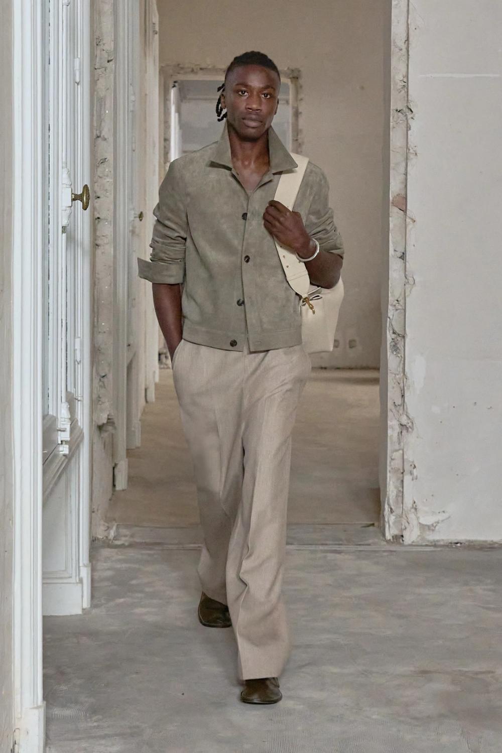 Fall 2025 Menswear Trend Forecast - Handbags - Ami Spring 2025 Menswear
