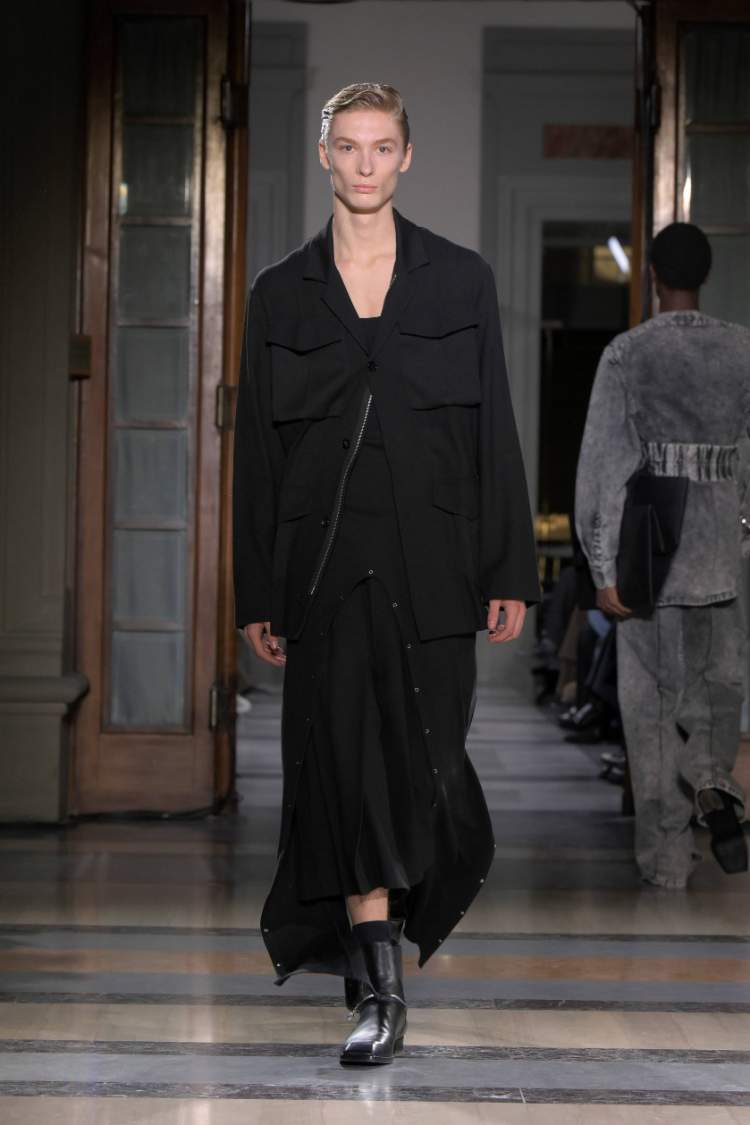 Setchu Fall 2025 Menswear Look 6; Photo: Setchu