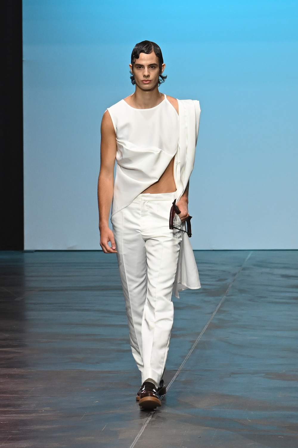Danny Reinke Spring 2025 Look 4; Photo: Alison Clare Coates for The Fashion Fold