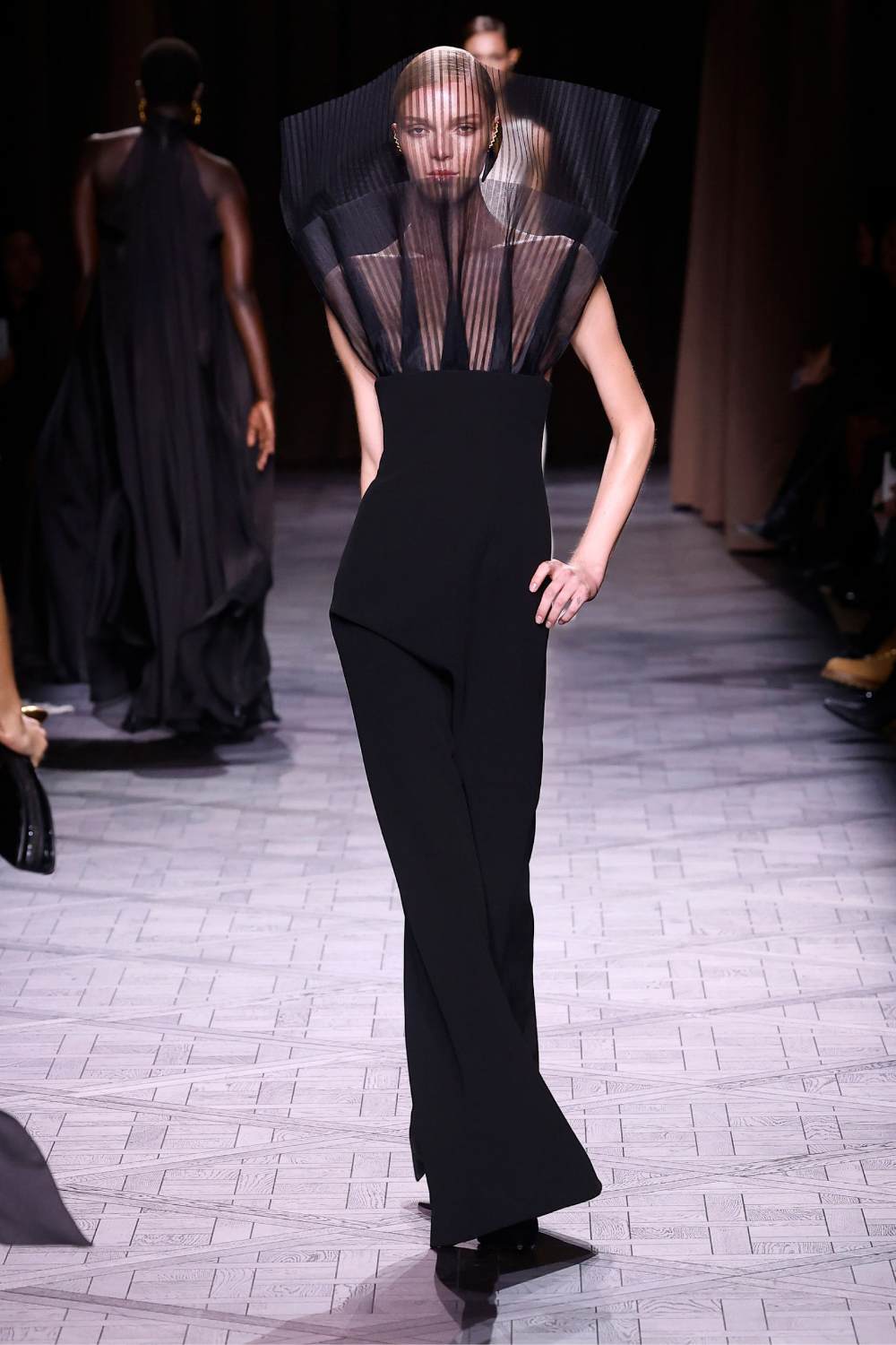 Spring 2025 Fashion Illustration - Nina Ricci