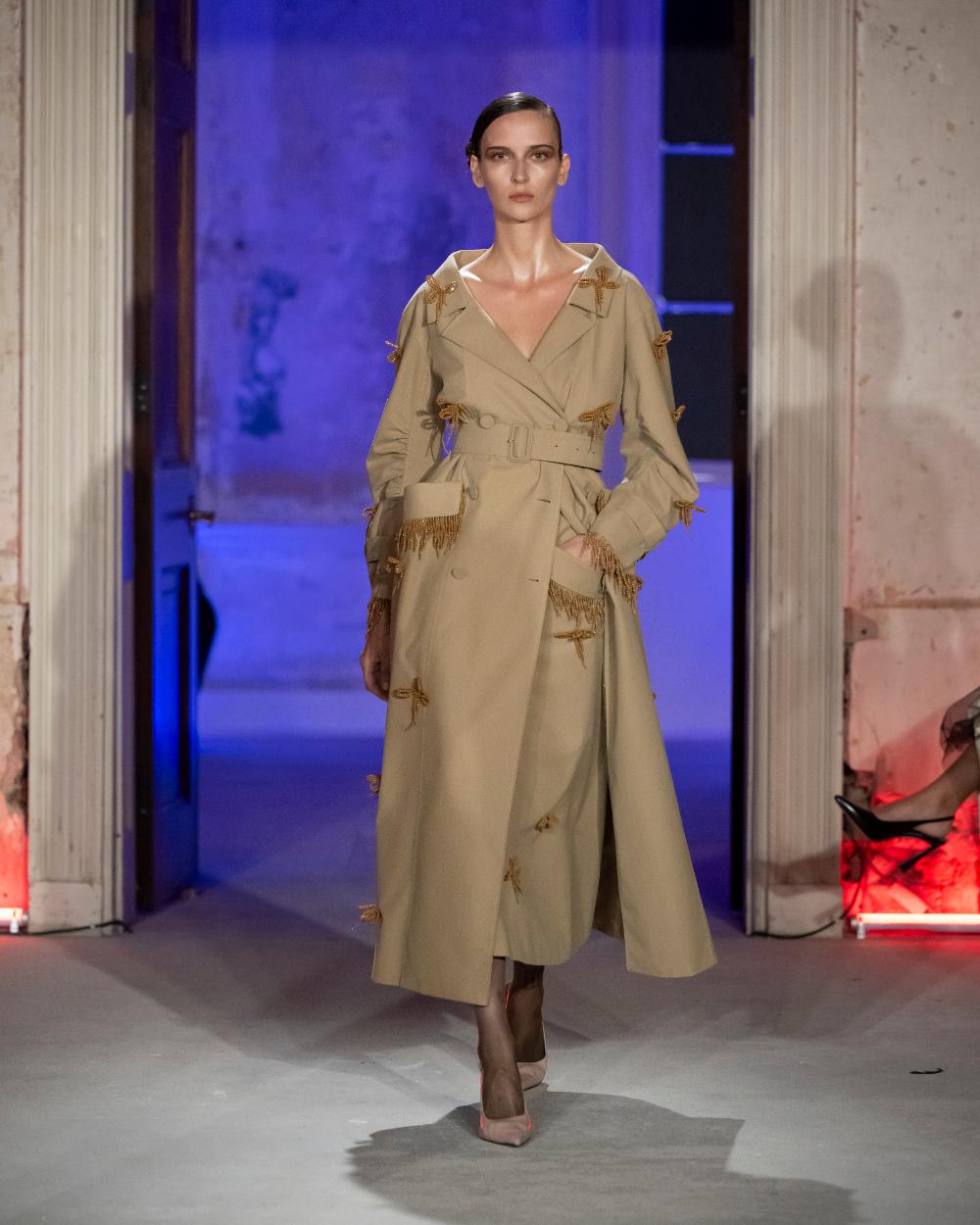 Huishan Zhang Spring 2025 Look 15; Photo: Courtesy of Huishan Zhang